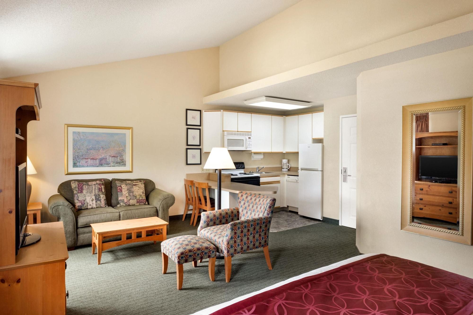 Baymont By Wyndham Wichita East Otel Dış mekan fotoğraf